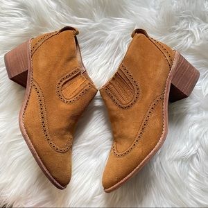 Madewell Grayson leather bootie Chelsea brogue